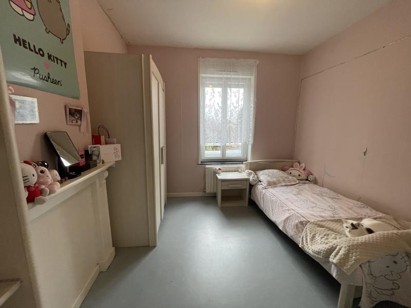 Maison jumelée - 90 m² - 5 pièces