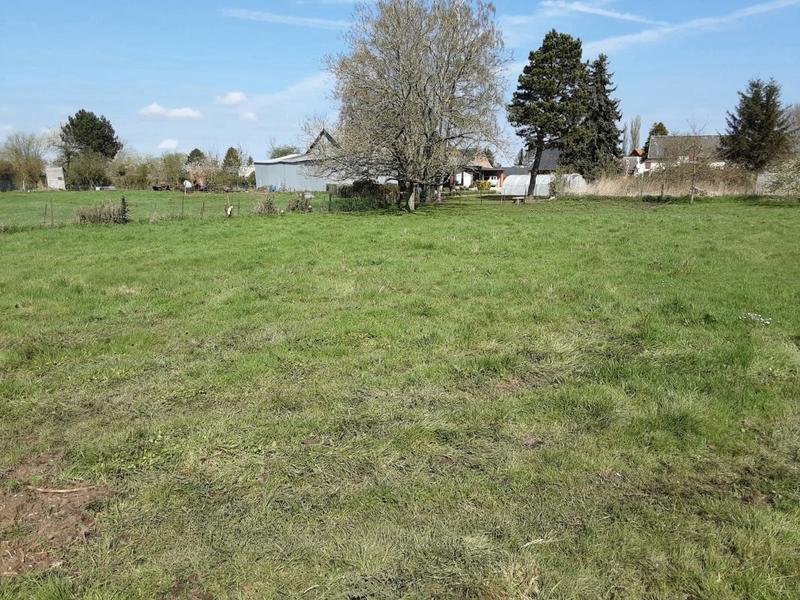 Terrain constructible - 2 000 m²