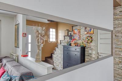 Maison - 80 m² - 5 pièces