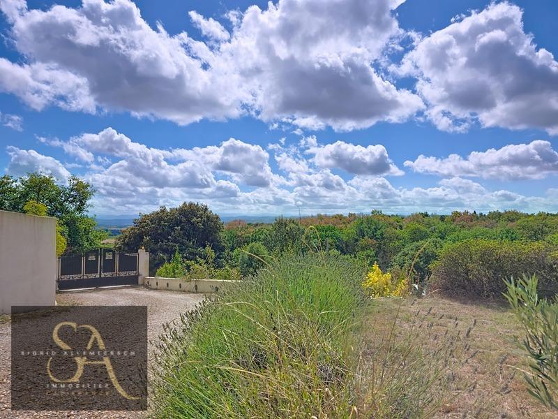 Propriété - 339 m² - 12 pièces