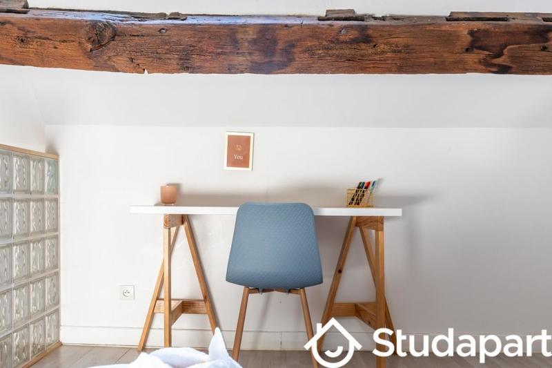 Chambre - 14 m² - 1 pièce