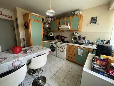 Appartement - 96 m² - 3 pièces
