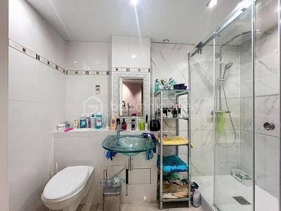 Maison - 104 m² - 6 pièces