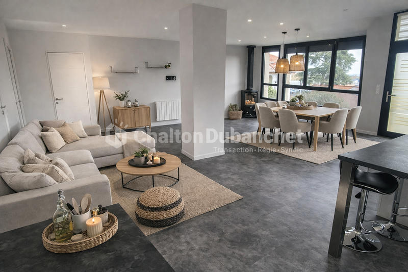 Appartement - 90 m² - 3 pièces