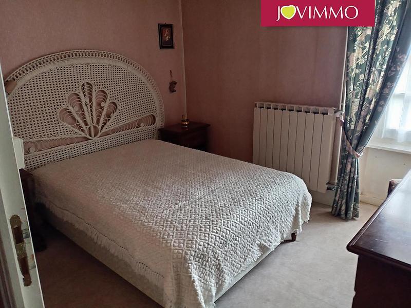 Maison - 215 m² - 8 pièces