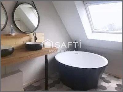 Maison - 176 m² - 10 pièces