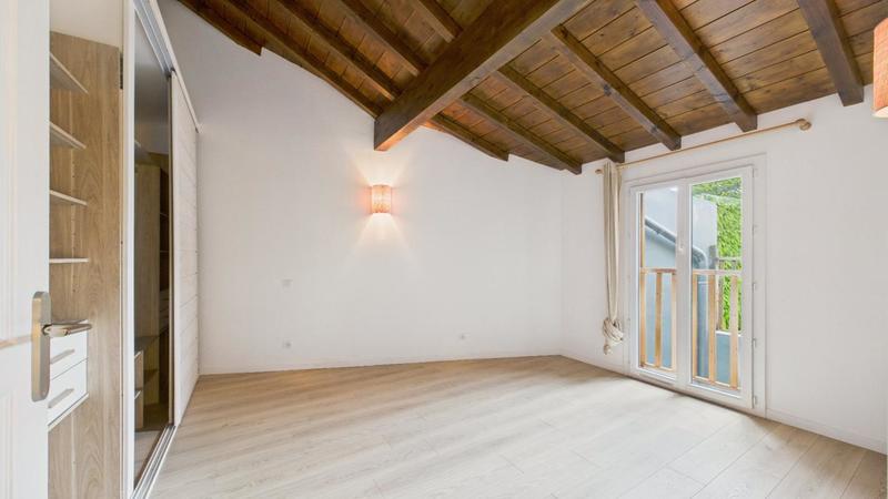 Duplex - 171 m² - 6 pièces