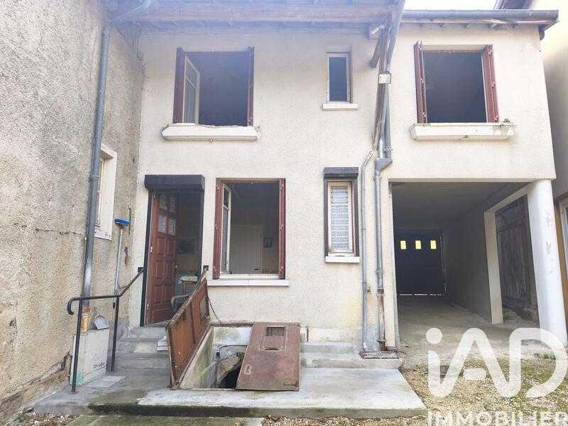 Maison - 110 m² - 4 pièces