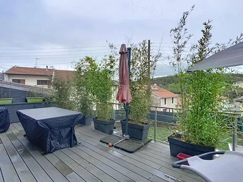 Maison - 192 m² - 7 pièces