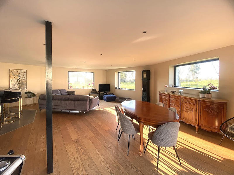 Propriété - 75 000 m² - 5 pièces