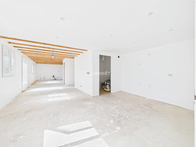 Maison - 187 m² - 6 pièces