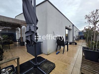 Appartement - 82 m² - 4 pièces