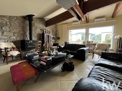 Appartement - 204 m² - 5 pièces