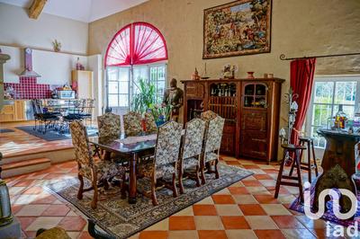 Maison - 314 m² - 10 pièces