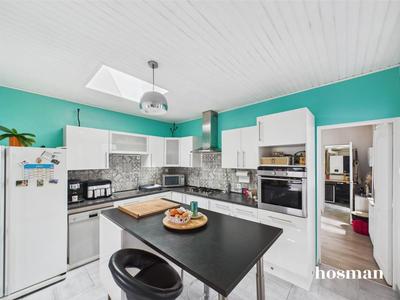 Maison - 90 m² - 5 pièces