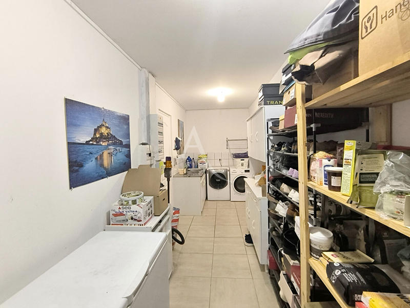 Maison - 93 m² - 5 pièces