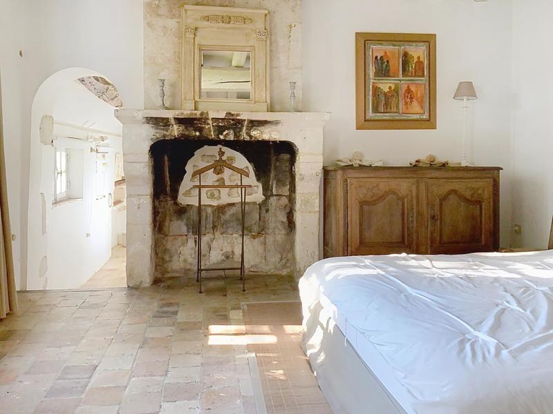 Maison - 325 m² - 14 pièces