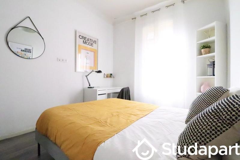 Chambre - 12 m² - 1 pièce