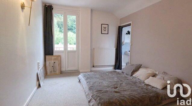 Appartement - 80 m² - 5 pièces