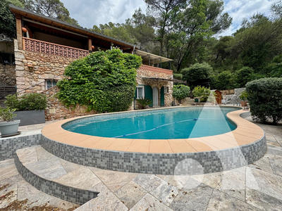 Maison - 148 m² - 4 pièces