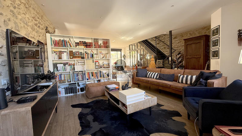 Appartement - 129 m² - 5 pièces