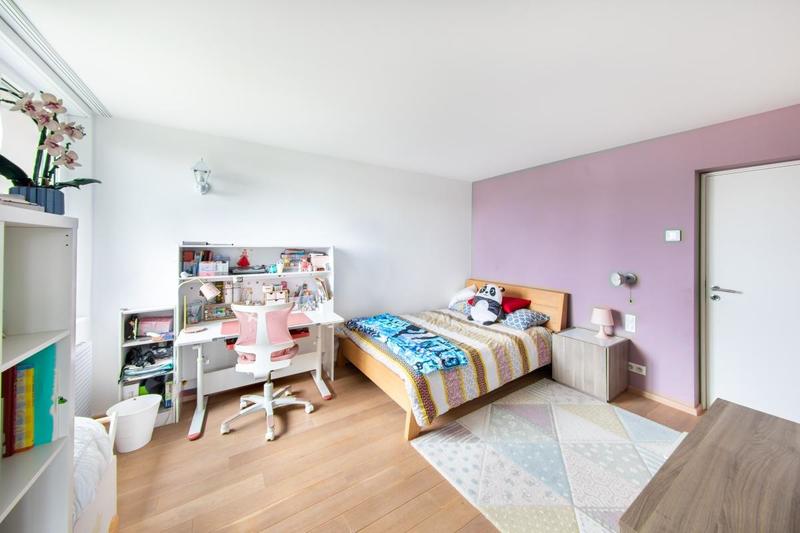 Villa - 219 m² - 6 pièces