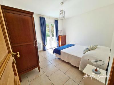 Maison traditionnelle - 135 m² - 5 pièces