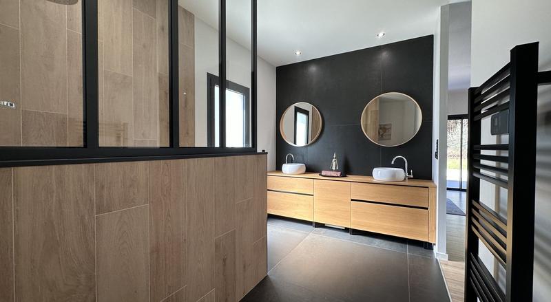 Maison d'architecte - 340 m² - 8 pièces