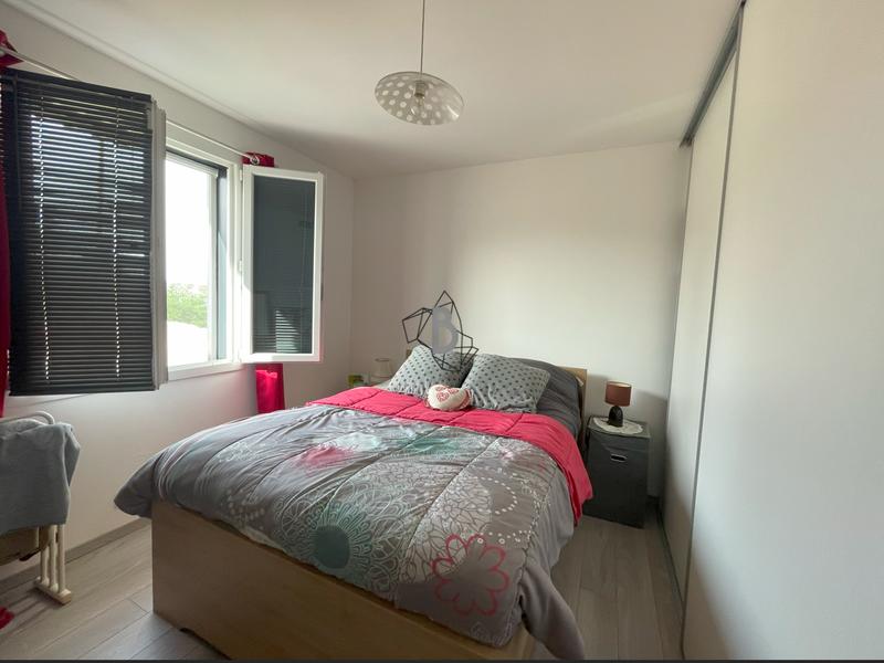 Maison - 96 m² - 3 pièces