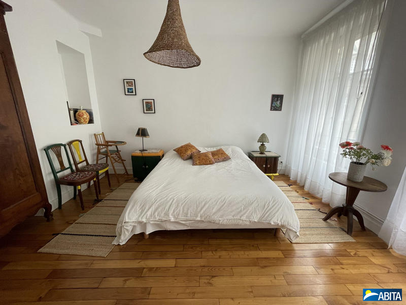 Appartement - 80 m² - 3 pièces