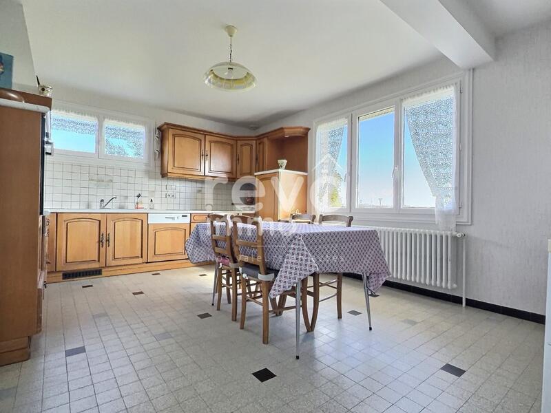 Maison - 123 m² - 5 pièces