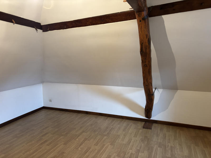 Maison - 144 m² - 8 pièces