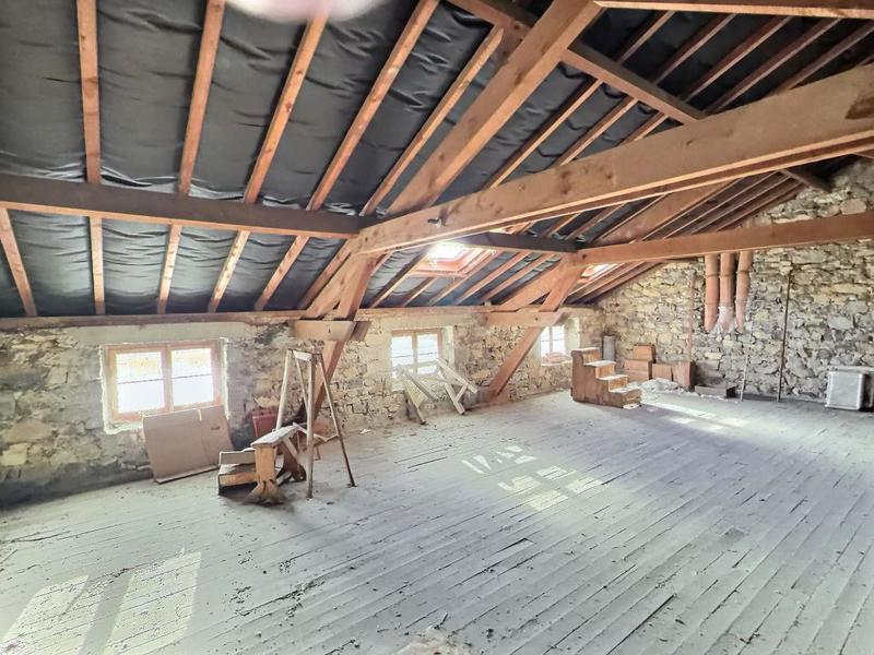 Appartement - 80 m² - 3 pièces