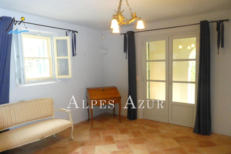 Villa - 251 m² - 5 pièces