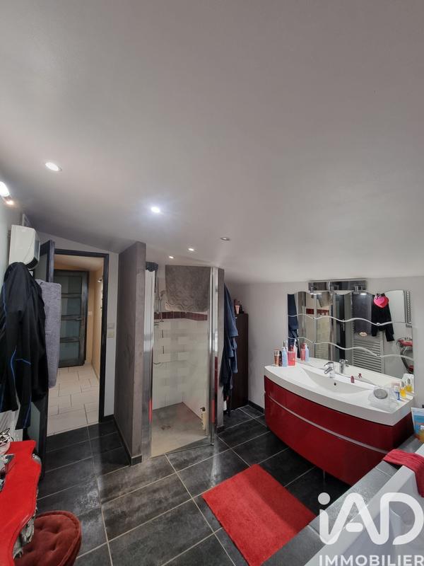 Maison - 176 m² - 5 pièces