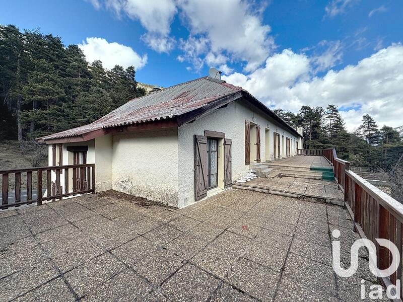 Immeuble - 1 963 m²