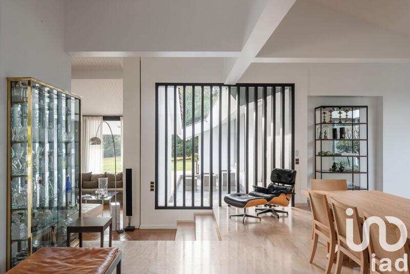 Maison de maîtres - 430 m² - 10 pièces