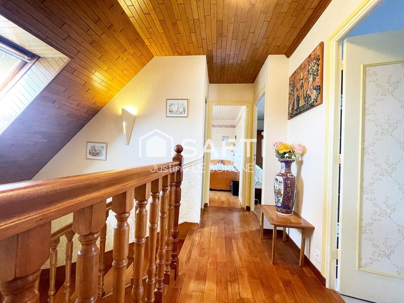 Maison - 131 m² - 7 pièces