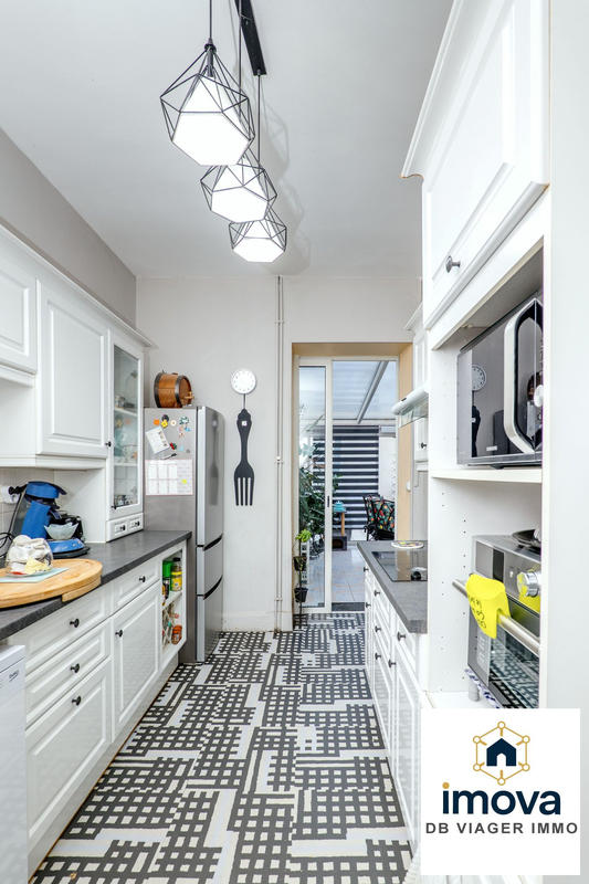 Viager - Immeuble - 182 m² - 4 pièces