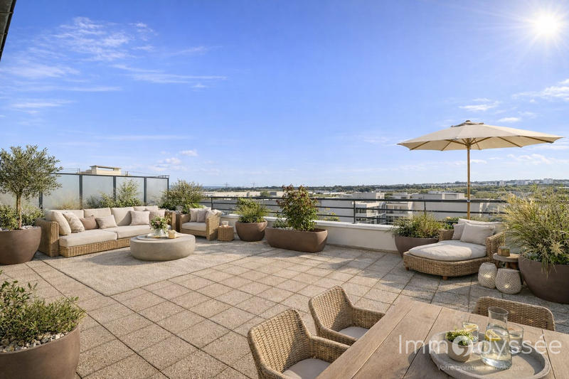 Appartement - 132 m² - 4 pièces