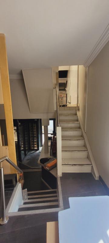 Immeuble - 77 m² - 1 pièce