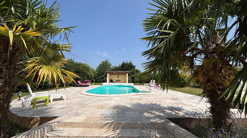 Maison - 267 m² - 10 pièces