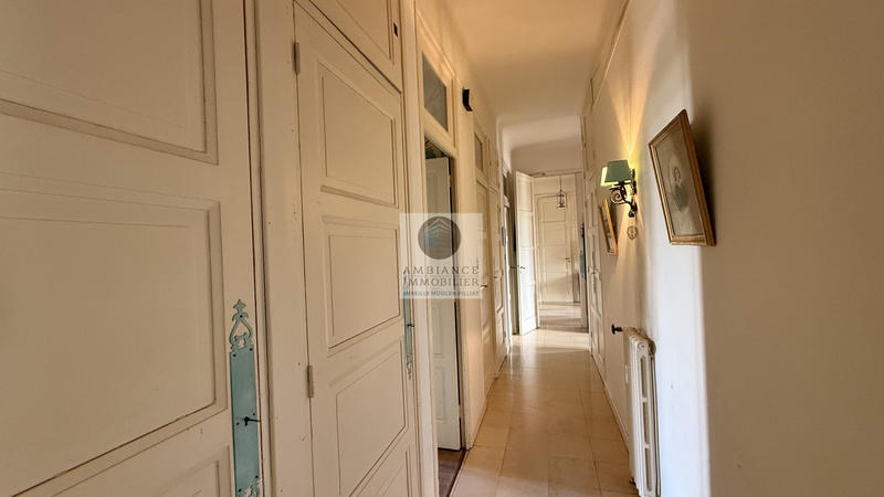 Appartement - 181 m² - 7 pièces