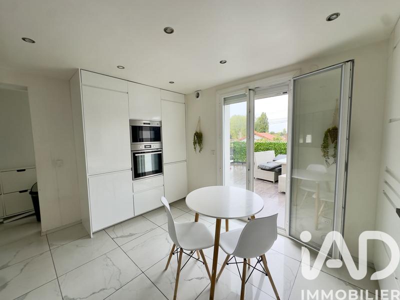 Maison - 151 m² - 7 pièces