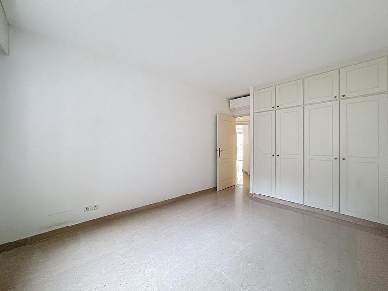 Appartement - 125 m² - 4 pièces