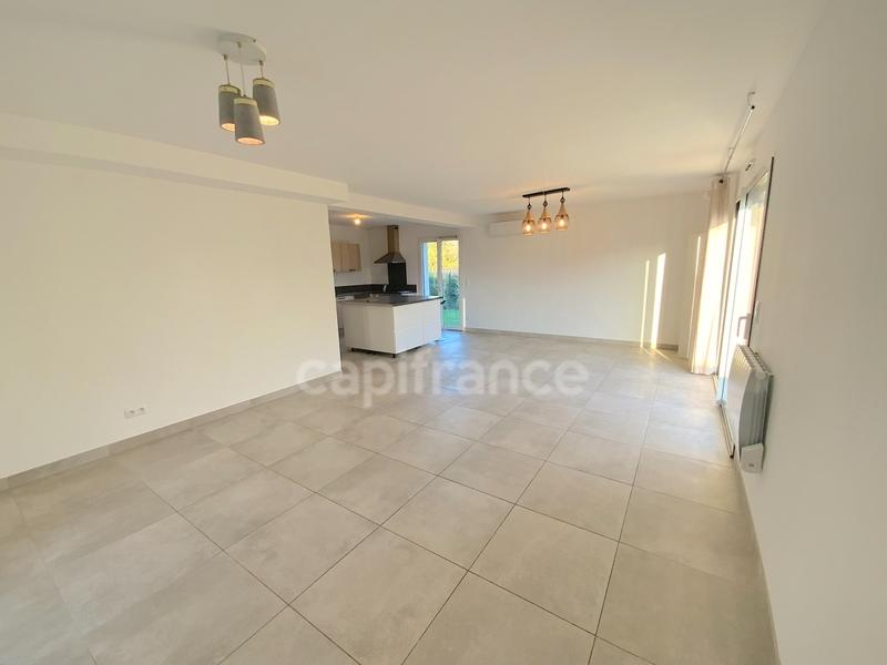 Maison - 101 m² - 4 pièces