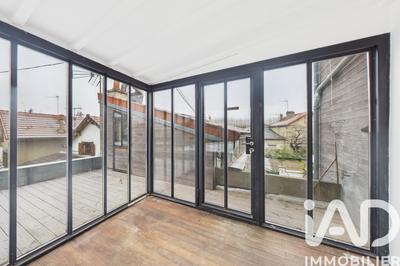 Maison de maîtres - 270 m² - 13 pièces