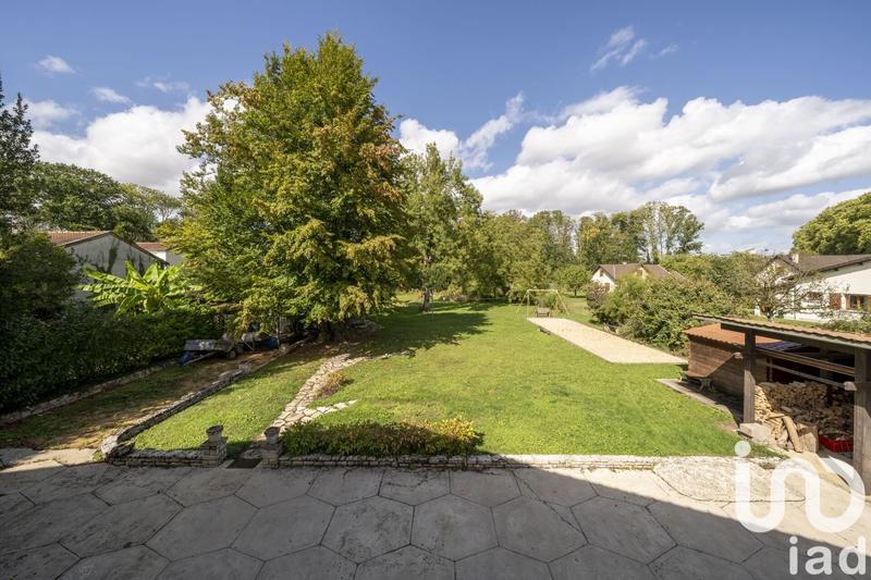 Maison - 286 m² - 9 pièces