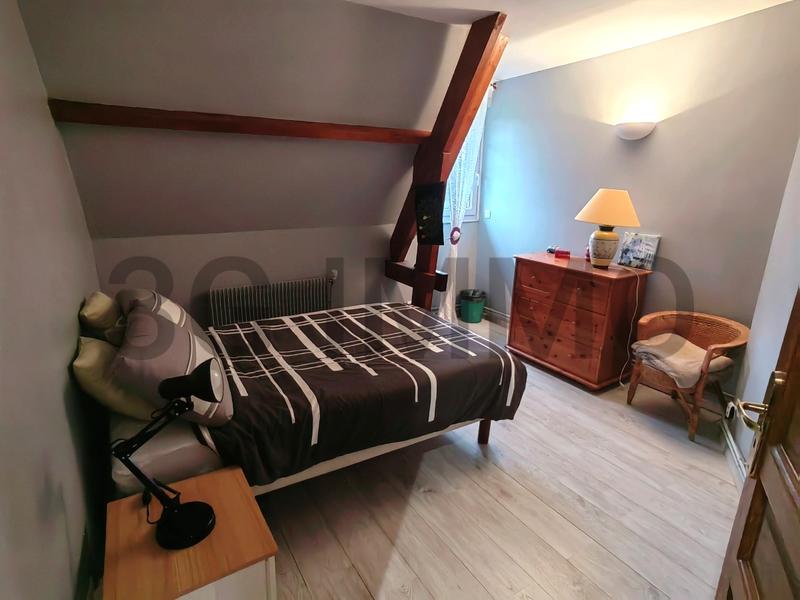 Propriété - 190 m² - 7 pièces