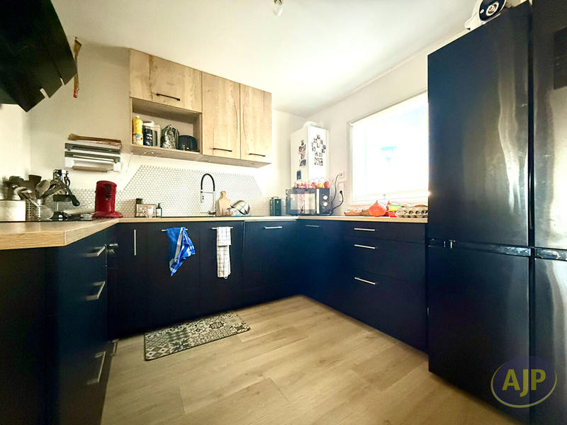 Maison - 104 m² - 6 pièces